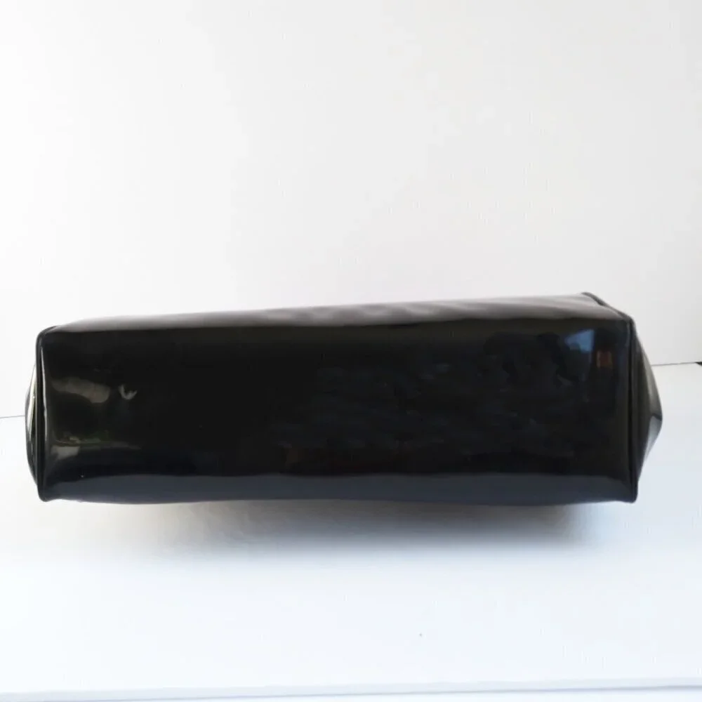 Vintage Black Sturdy Shiny Roomy Patent Gold Kiss Clasp Envelope Satchel Bag